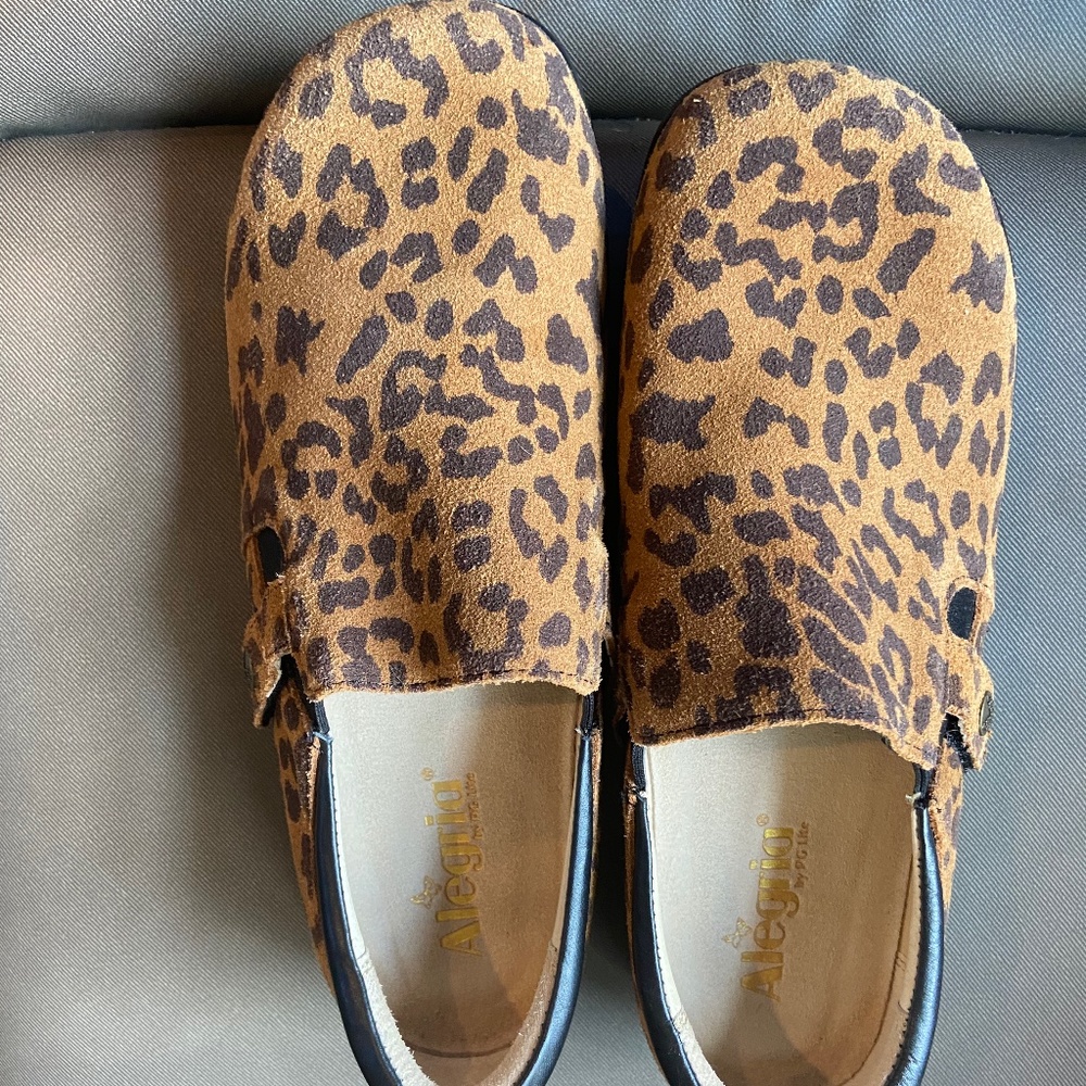 Alegria professional clogs